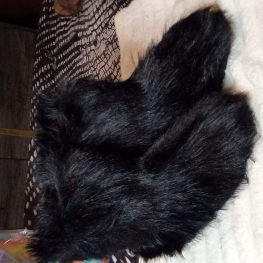 Furry Boots EU Size 36 - Picture 3 of 5